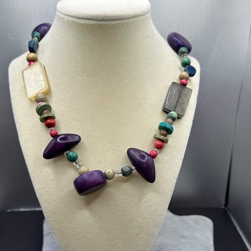 Multicolor Beaded Necklace